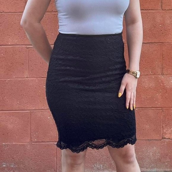 Black Lacy Form Fitting Midi Pencil Skirt - Picture 1 of 1